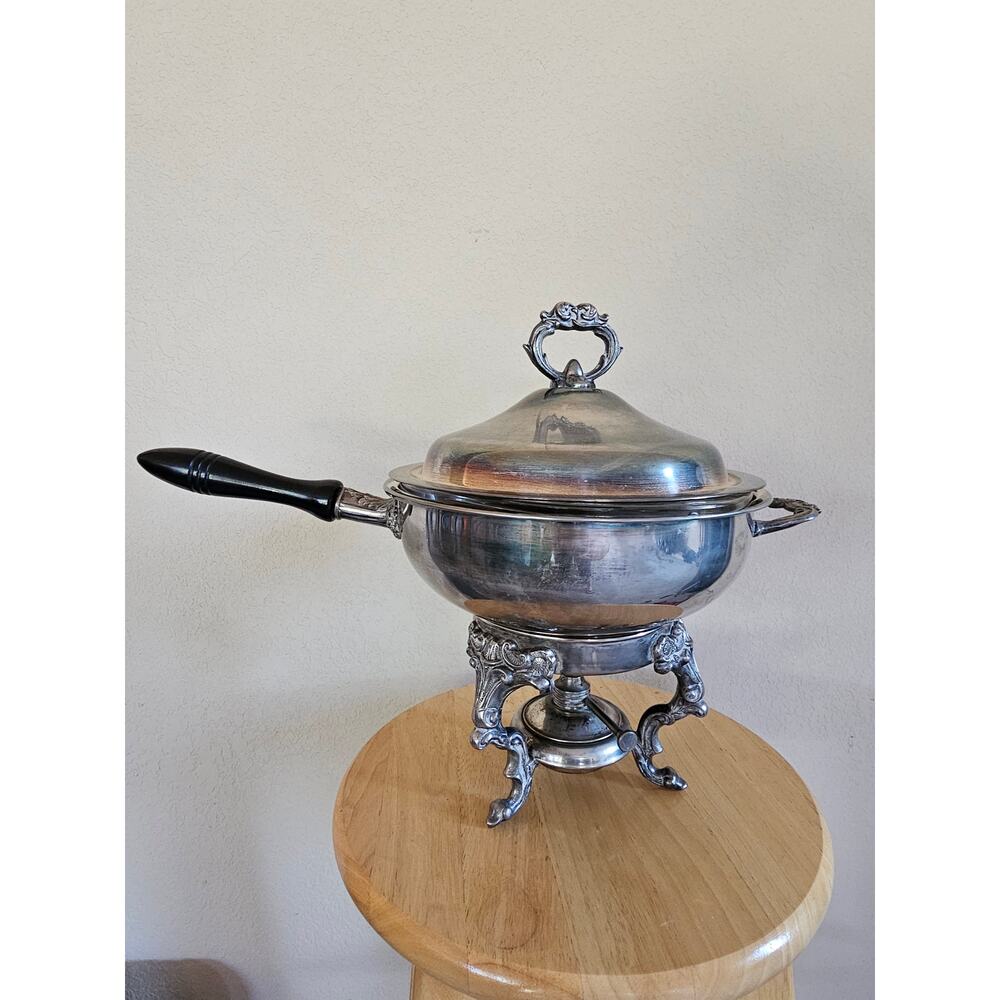 Leonard Silver Plated Chafing Dish w/ Pyrex Dish Insert, Burner